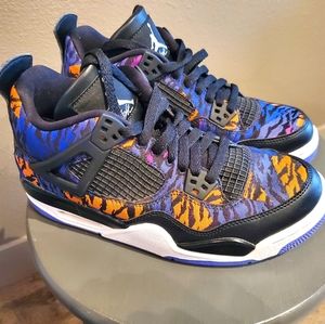 Air Jordan Reto 4 Rush Violet Grade School